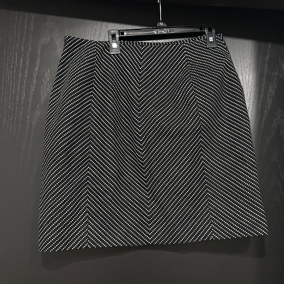 ANN TAYLOR WOMENS POLKA DOT MINI SKIRT - Picture 2 of 3